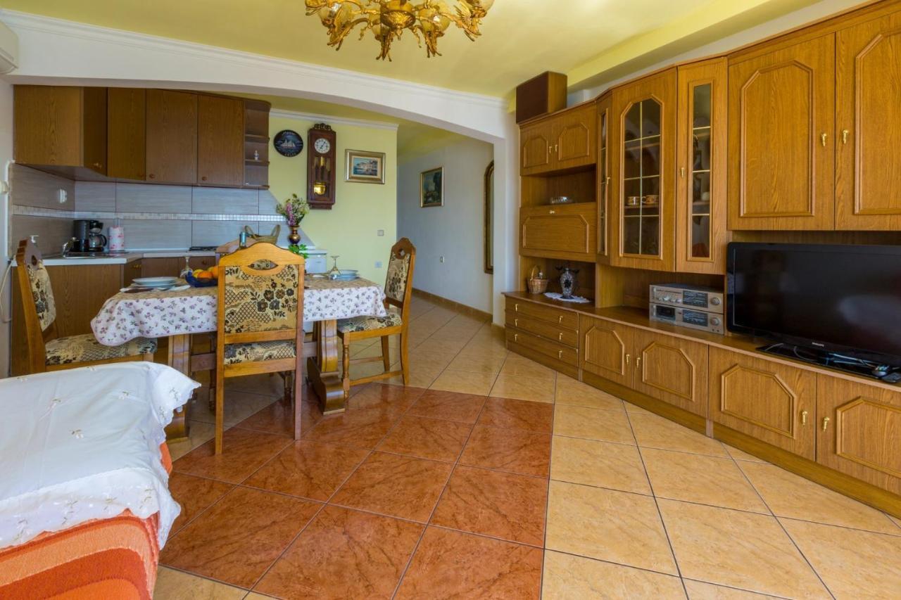 Mali Marino Selce Apartment Екстериор снимка