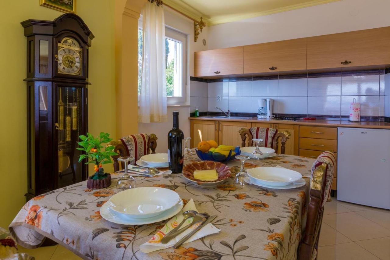 Mali Marino Selce Apartment Екстериор снимка